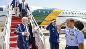 Lula sobre pane em aeronave: ‘Fiquei 4h30 num avião pensando num milagre de Deus para que não caísse’