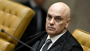 Moraes diz que explosões na Praça dos Três Poderes são fruto do ‘gabinete do ódio’