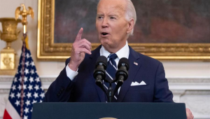 Biden diz que ataques russos evidenciam ‘urgência’ de apoiar Ucrânia