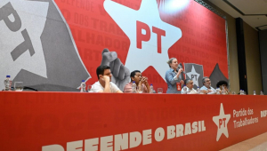 Bancada do PT deve se reunir com Lula para discutir medidas do pacote fiscal que afetam o BPC